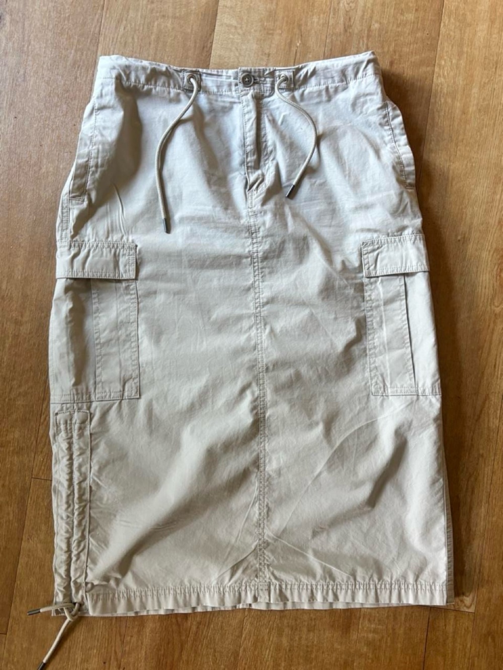Converse Women's Light Beige Cargo Midi Skirt